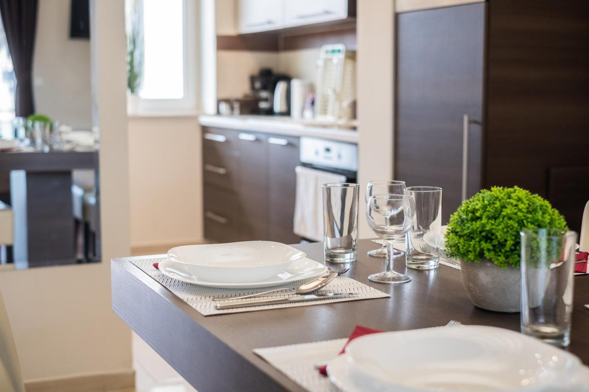 Nemeth Apartmanok シャールヴァール エクステリア 写真