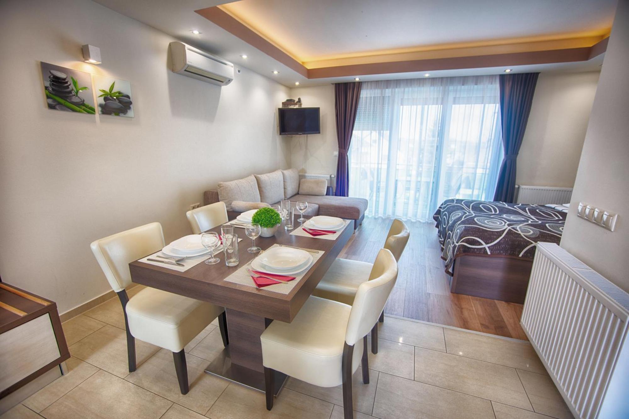 Nemeth Apartmanok シャールヴァール エクステリア 写真