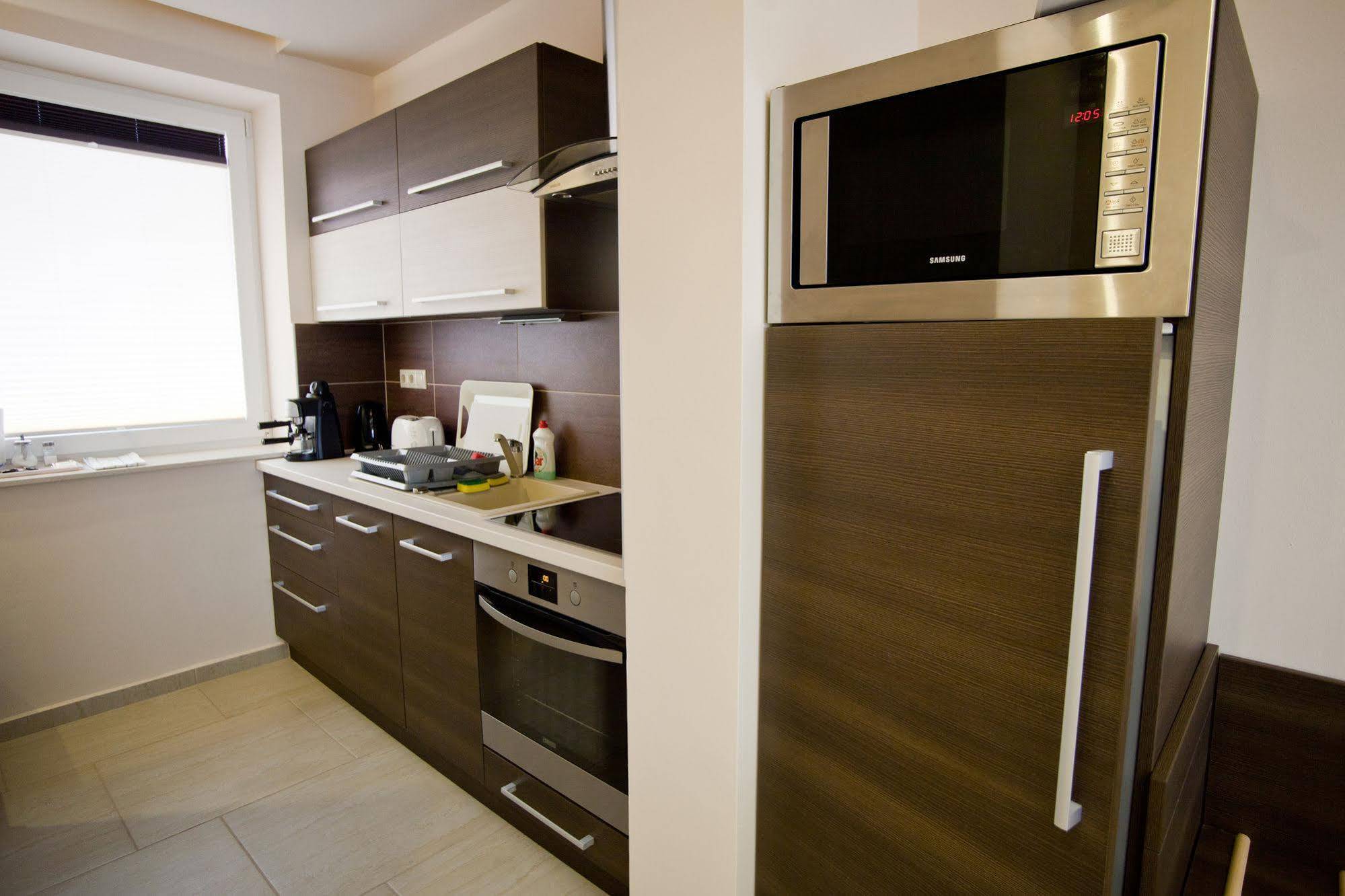 Nemeth Apartmanok シャールヴァール エクステリア 写真